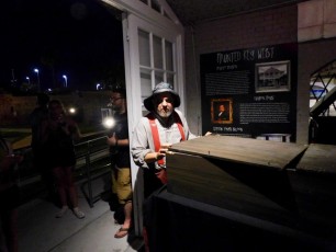 Key-West-Ghost-tours-east-martello-tower-museum-fort-Robert-the-doll-4670