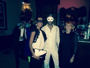 Ambiance au bal masqué d'Halloween et concert de Joris Delacroix au National Hotel de Miami Beach