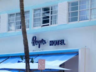 Penguin-Hotel-art-deco-quartier-district-visits-guidees-South-Beach-Miami-Beach-4847