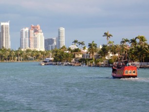 Iles dans le baie de Biscayne entre Miami et Miami Beach