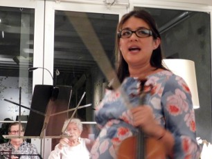 Anne Chicheportiche, violoniste et fondatrice de Musimelange : les concerts de musique de chambre à Miami.