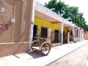 Rue typique de Chemax (dans le Yucatan au Mexique)