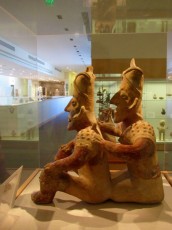 Statues mayas au Boca Raton Museum of Art