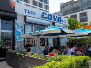 Coyo Taco est comme son nom l'indique le spécialiste du sandwich mexicain, juste à côté des "Walls". 2300 NW 2nd Ave, Miami, FL 33127