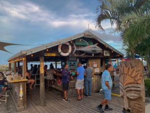 Le Tiki Bar & Grill de Sebastian