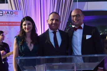 Annabelle Ballot (nouvelle directrice FACC), Vincent Floreani (consul général de France) et Christophe Poilleux (FACC Miami)