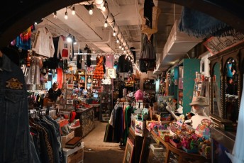 Sir Thrifty Boutique : vêtements et objets vintage, à The Citadel, dans le quartier de Little River à Miami