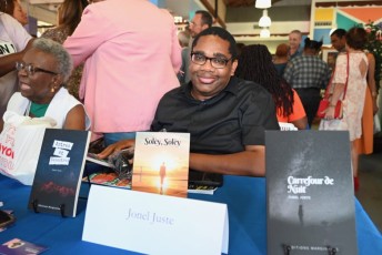 Jonel Juste durant la Fête du livre de Little Haïti 2023