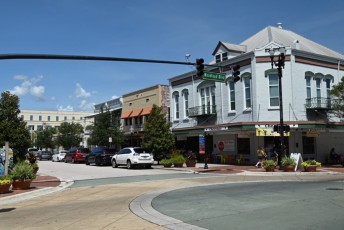 La jolie ville de DeLand, près d'Orlando en Floride