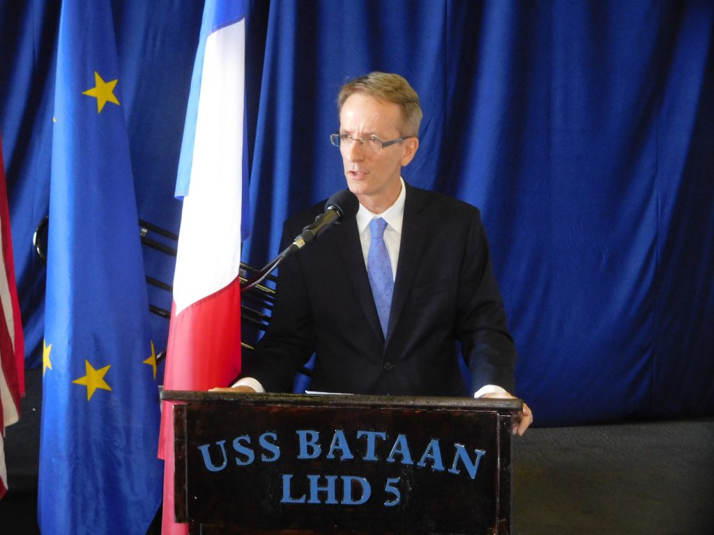 Remises de Légions D'Honneur sur L'USS Bataan à Fot Lauderdale