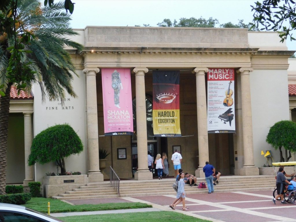 Museum of Fine Arts à St Petersburg Downtown (Floride)