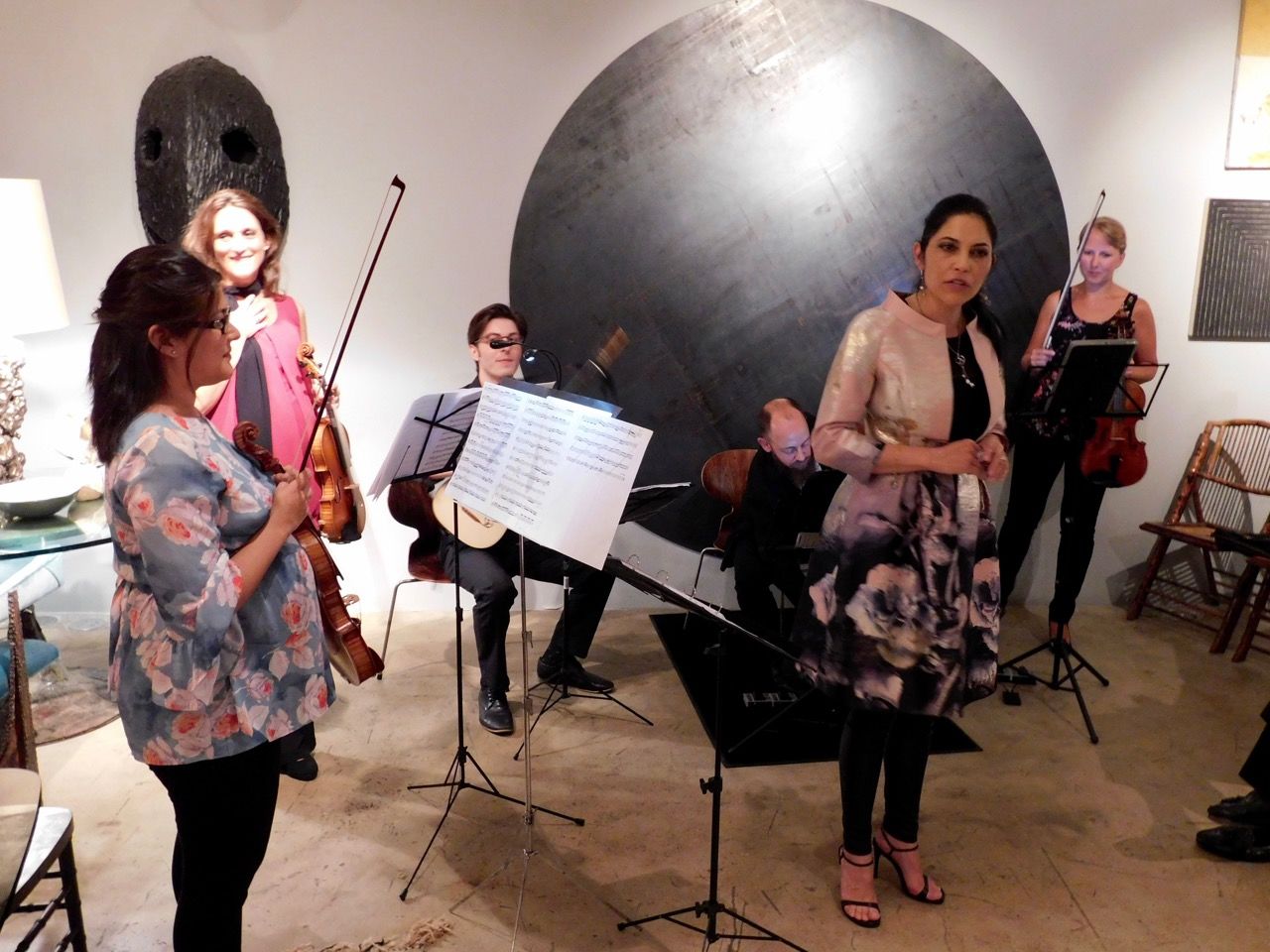 Vivica Genaux chantant à Musimelange : les concerts de musique de chambre à Miami.