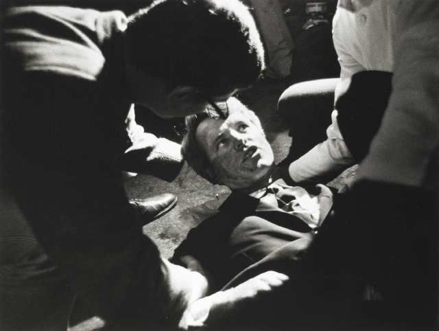  Le dernier regard de Bobby "RFK" Kennedy le 5 juin 1968.