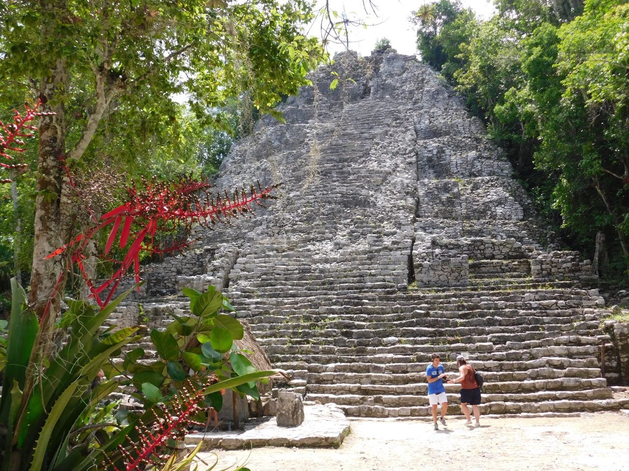 Pyramide 'La Iglesia', dans les ruines de la cité maya de Cobá au Mexique.