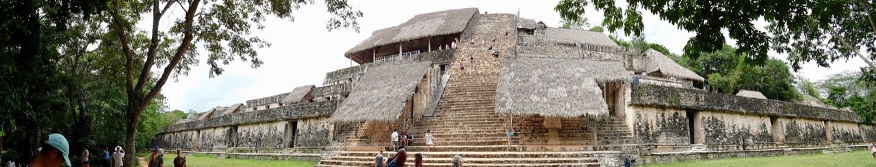 La grande pyramide d'Ek Balam, au nord de Valladolid, dans le Yukatan.