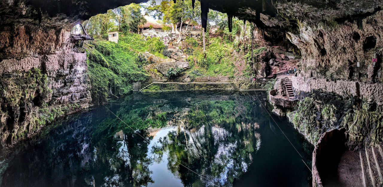 Le cenote Zaci à Valladolid.