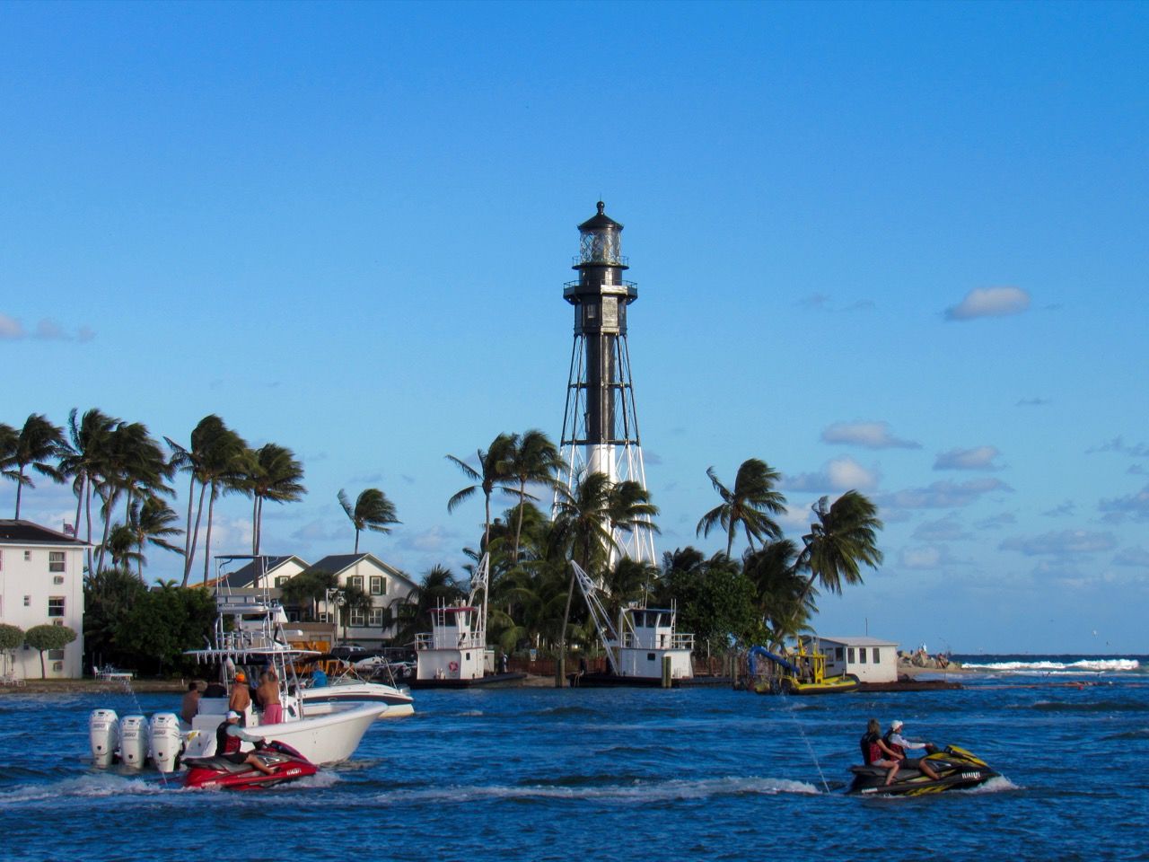 Le phare de Hillsboro (vu depuis Pompano Beach)