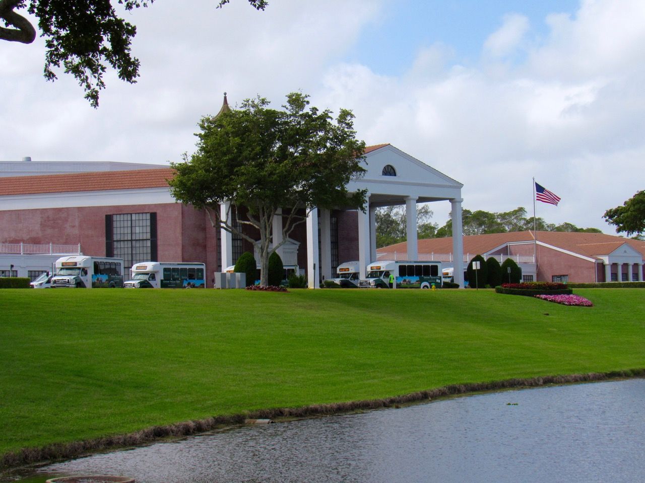Le Century Village de Deerfield Beach en Floride : une gated community pour les plus de 55 ans