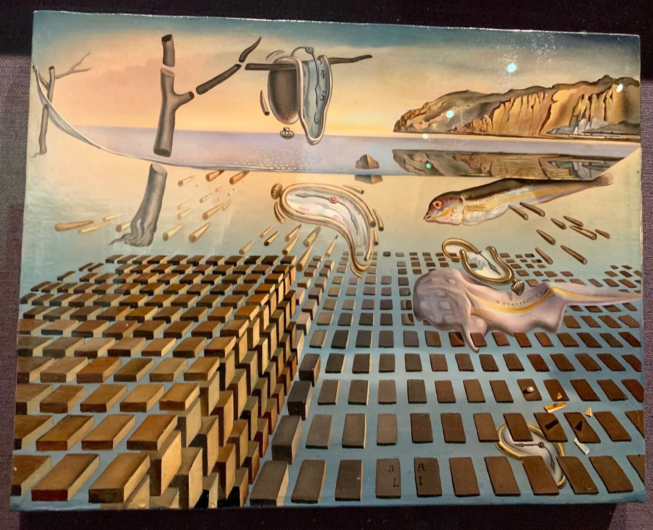 La désintégrtion de la persistence de la mémoire (Savador Dali Museum de St Petersburg)