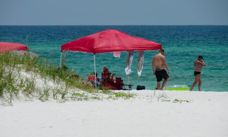 La route du Golf Islands National Seashore entre Navarre Beach et Pensacola Beach
