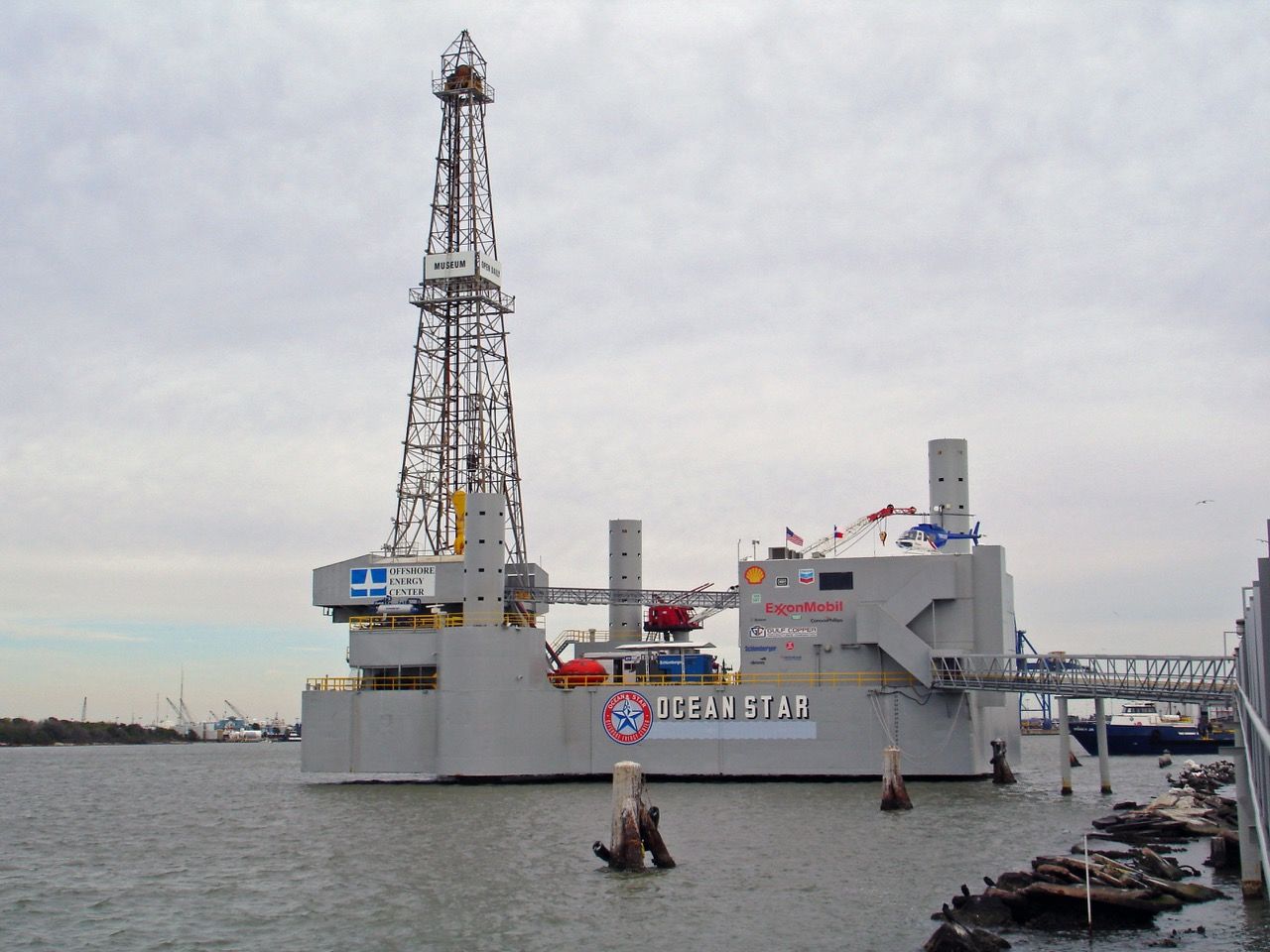 Ocean Star : musée du forage en mer.