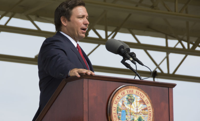 Gouverneur DeSantis : "Les Snowbirds et non-résidents peuvent se faire vacciner en Floride"Gouverneur DeSantis : "Les Snowbirds et non-résidents peuvent se faire vacciner en Floride"