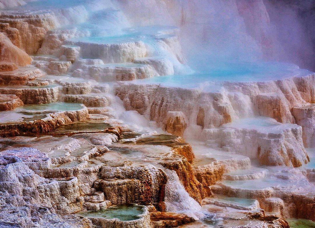 Mammoth Hot Springs de Yellowstone.