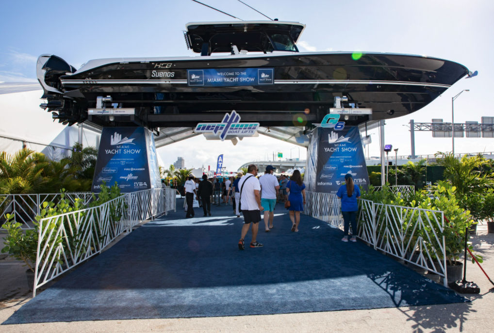Miami International Boat Show