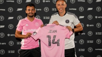 Corentin Jean avec Phil Neville, le coach de l'Inter Miami CF