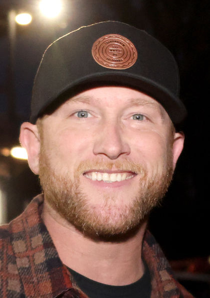Cole_Swindell