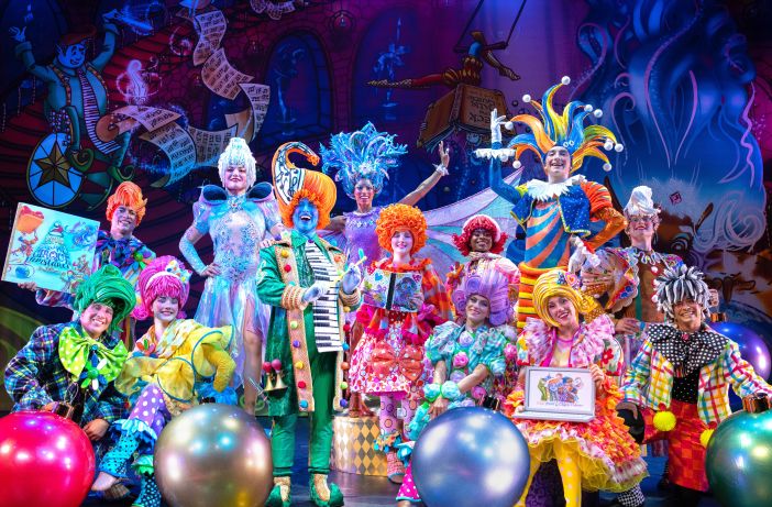 Pomp, Snow and Cirqueumstance