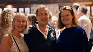 Cynthia Legrand (créatrice des Belgian Mondays), Manuel Molina (consul honoraire de Belgique à Miami), et Katherine Raeymaekers (nouvelle consule générale de Belgique à Atlanta)