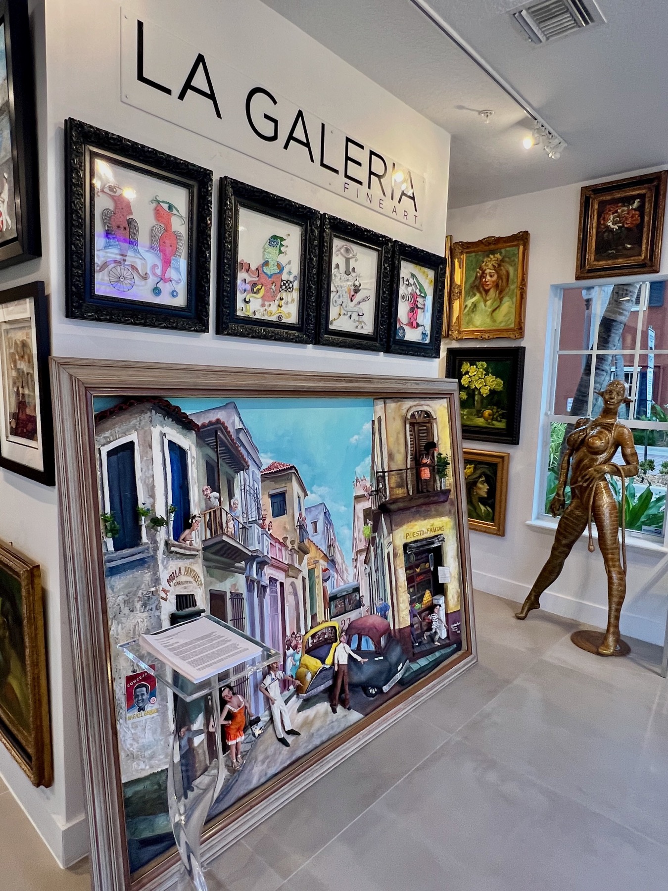 La Galeria Fine Art
