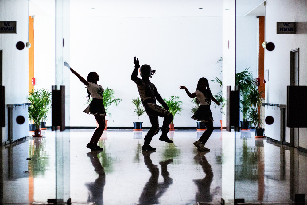 (La)Horde: Heureux sous son ombre