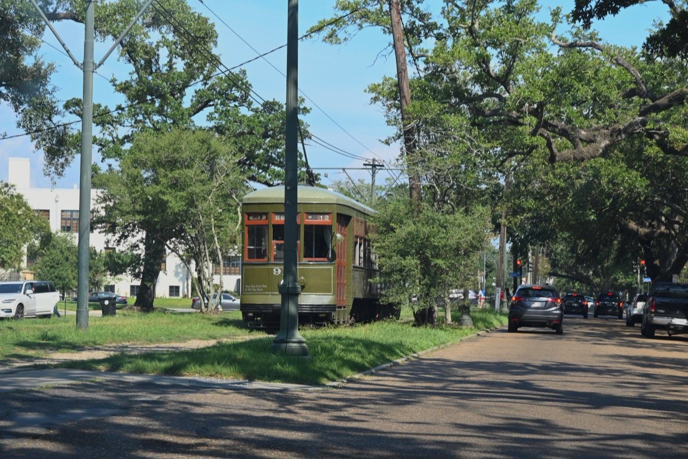 Le tramway nommé Désir, sur St Charles Avenue