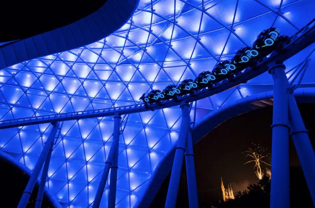 RON Lightcycle / Run, Disney