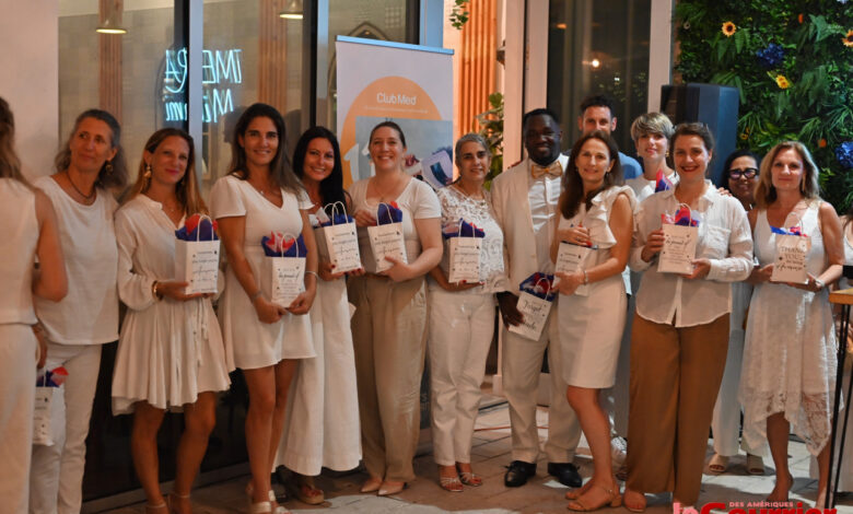 Les profs durant Miami durant la White Party de FIPA (asso des écoles publiques en immersion française à Miami)