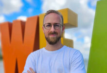 Portrait de Mathieu Blondeau, un entrepreneur multi-récidiviste en Floride