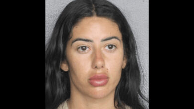 Une jeune française accusée d’avoir mordu un policier à Fort Lauderdale