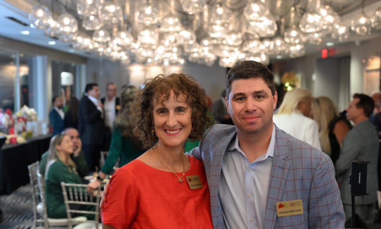 Sylvia Cesaratto (consule générale du Canada) et Louis-Olivier Guay (président de la Chambre de Commerce Canada-Floride) lors du Cocktail des Fêtes de la Chambre
