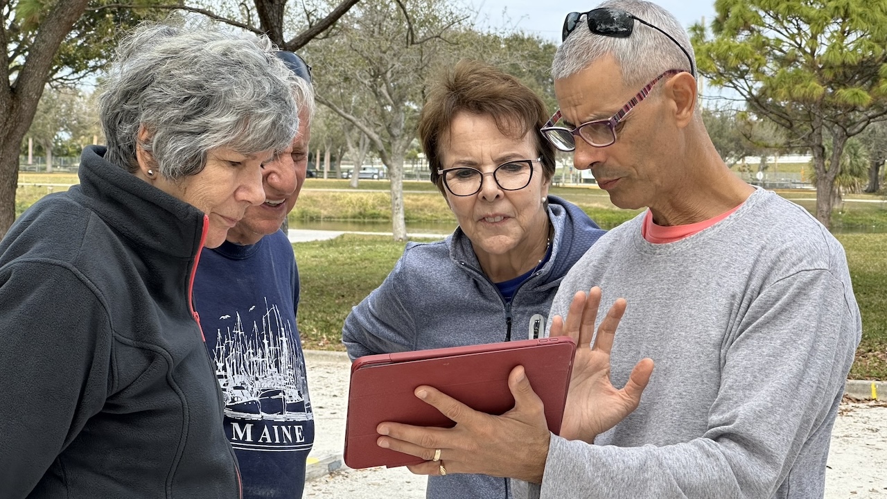 Marie Lloyd, Gisèle et l'entraîneur Alain Gimenez